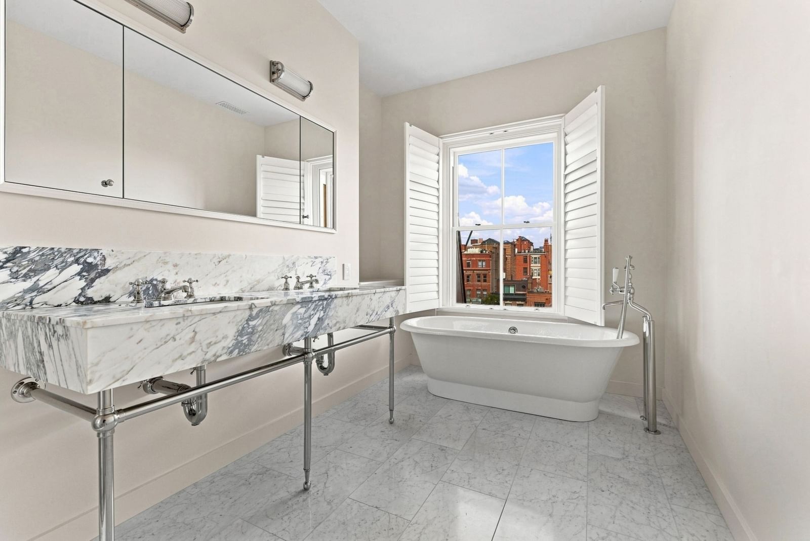 191 Commonwealth Avenue #PH61 Boston — Photo 17 of 23