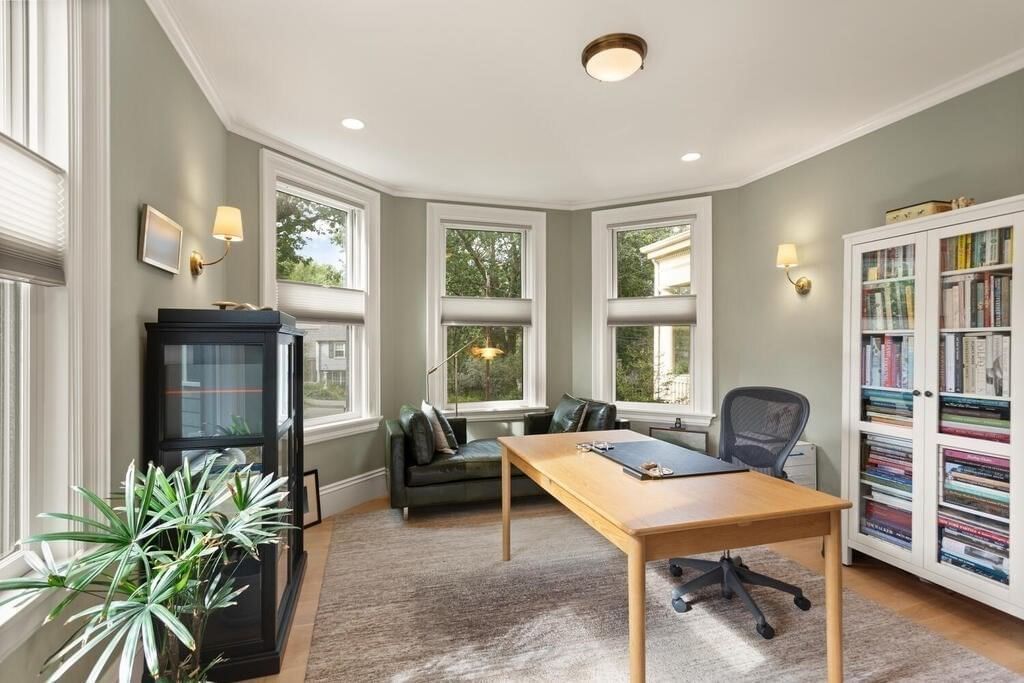 4 Eliot Rd Lexington — Photo 10 of 41