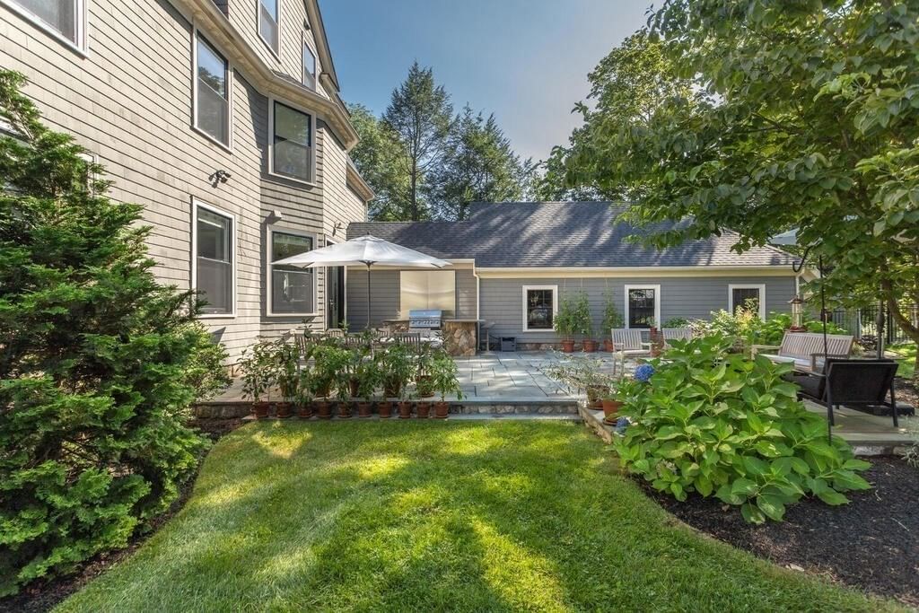 4 Eliot Rd Lexington — Photo 31 of 41