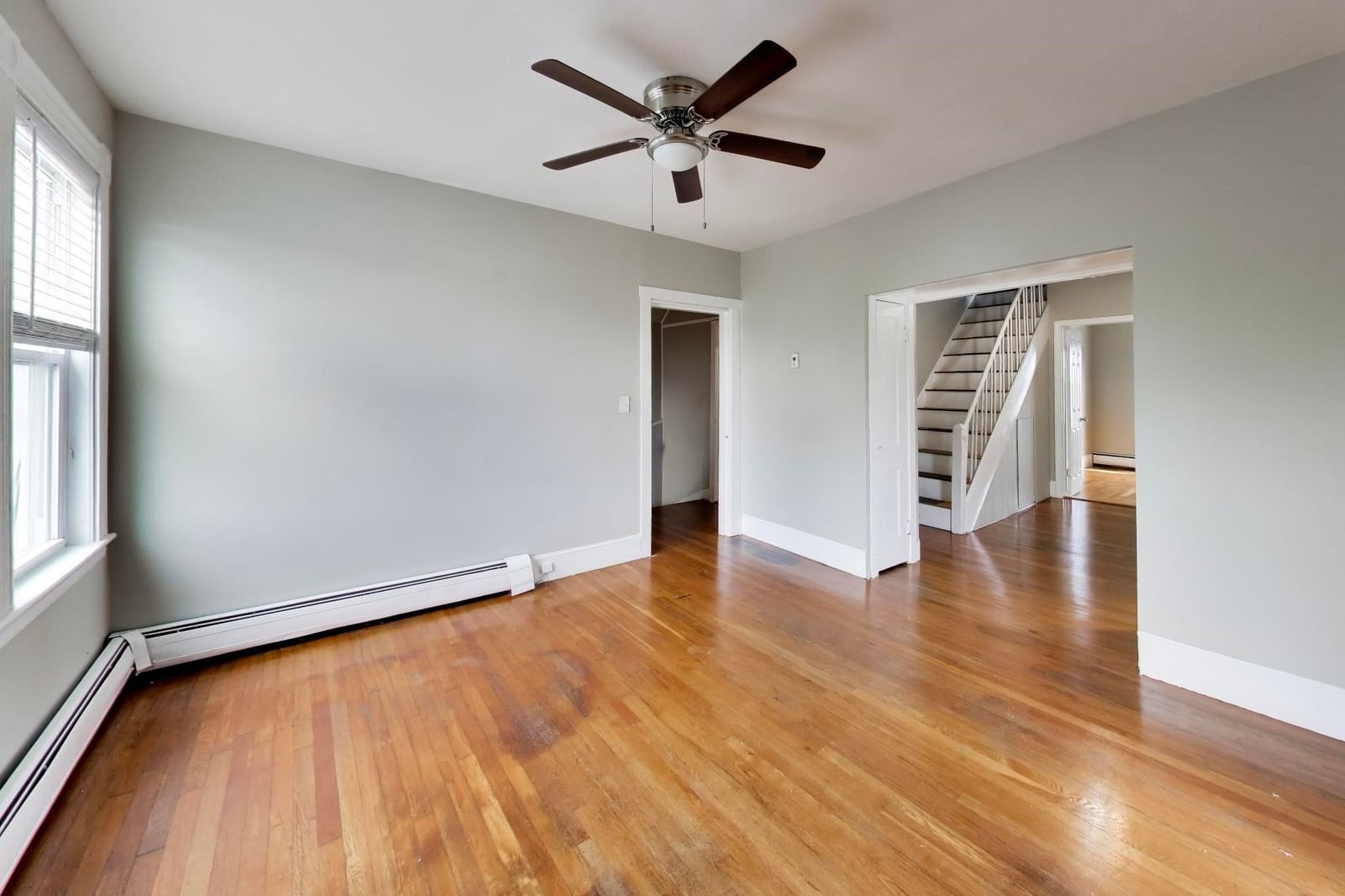 9 Irving Everett — Photo 14 of 39