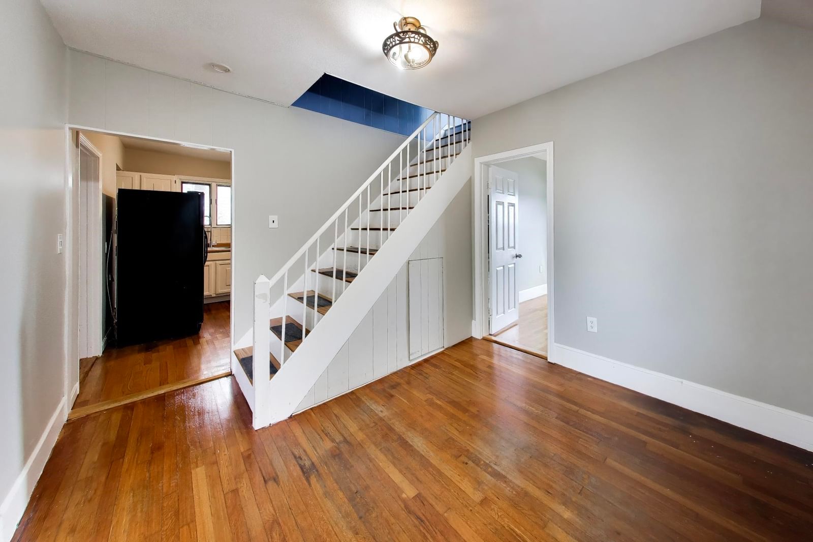 9 Irving Everett — Photo 15 of 39