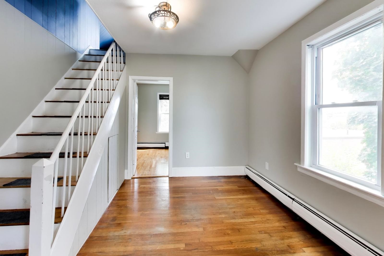 9 Irving Everett — Photo 16 of 39