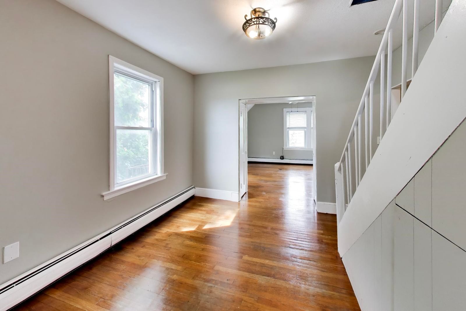 9 Irving Everett — Photo 17 of 39