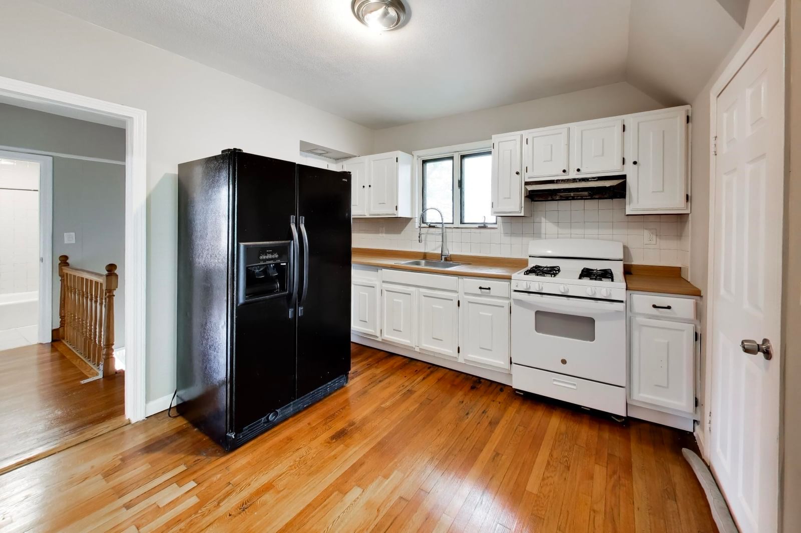 9 Irving Everett — Photo 18 of 39