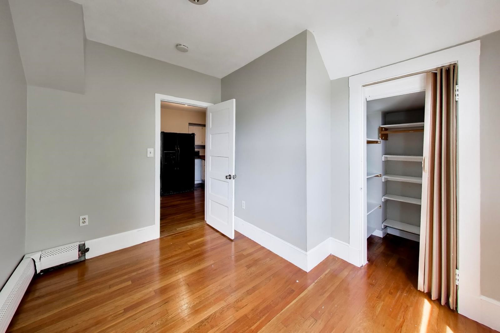 9 Irving Everett — Photo 22 of 39