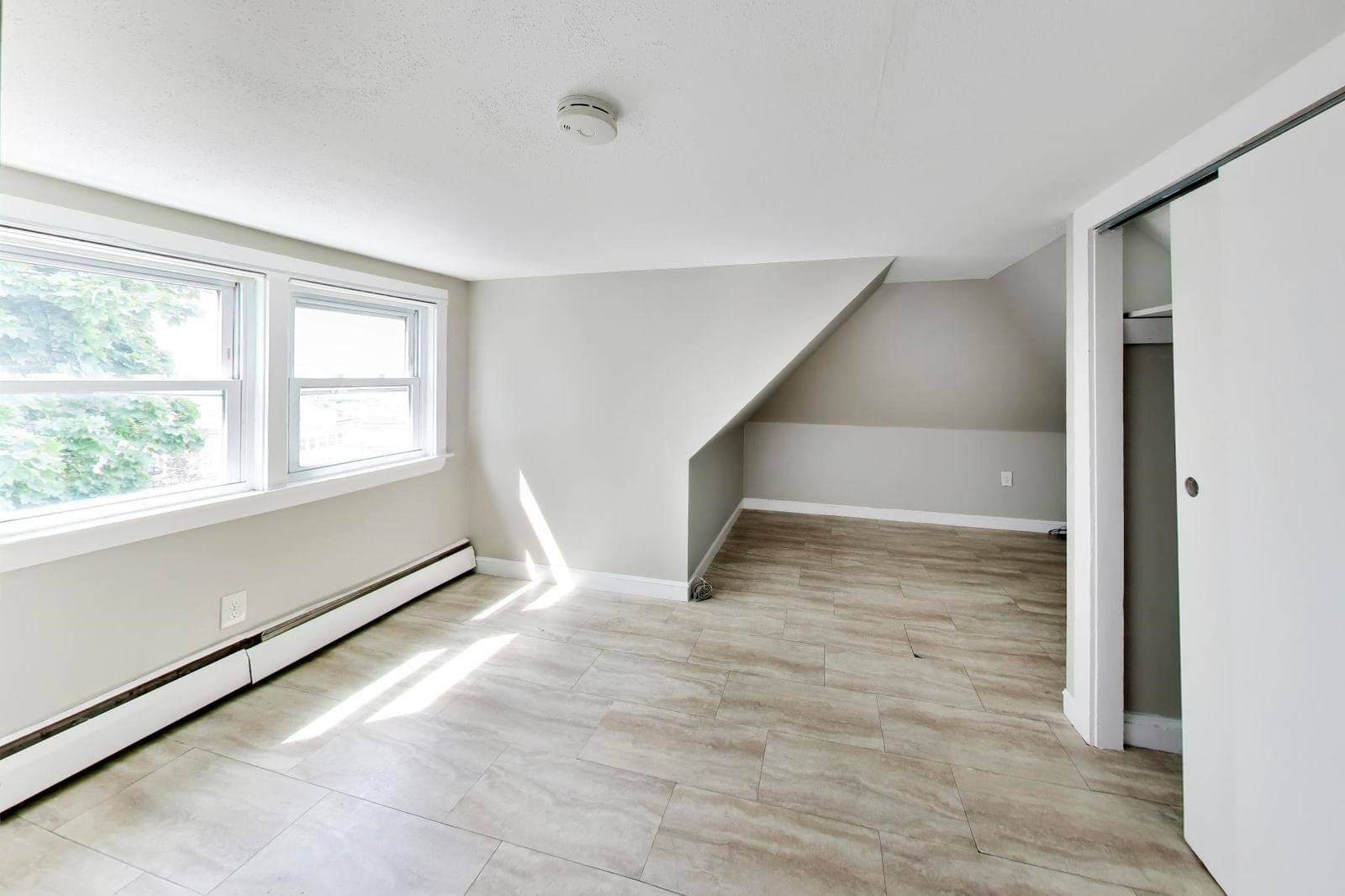 9 Irving Everett — Photo 32 of 39
