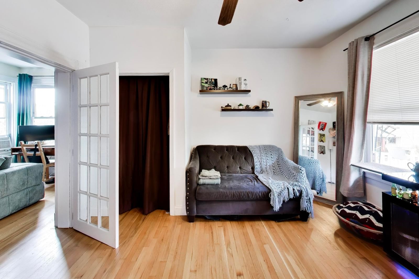 9 Irving Everett — Photo 4 of 39