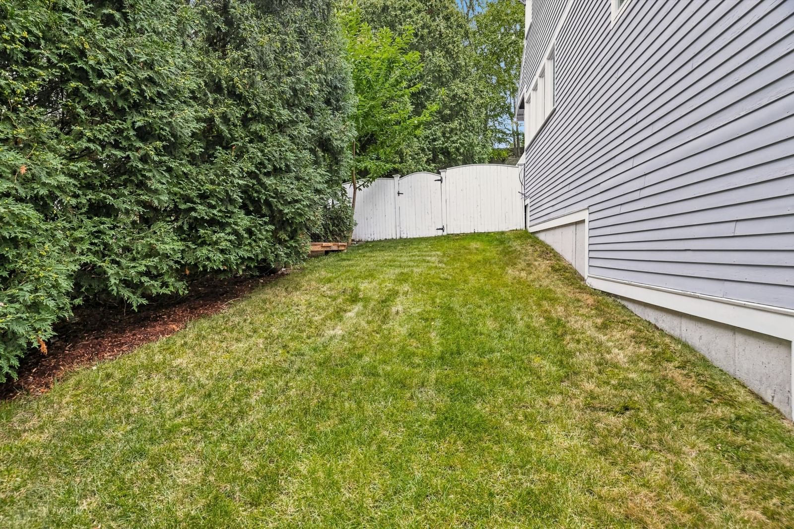 222 Bartholomew Street Peabody — Photo 40 of 42