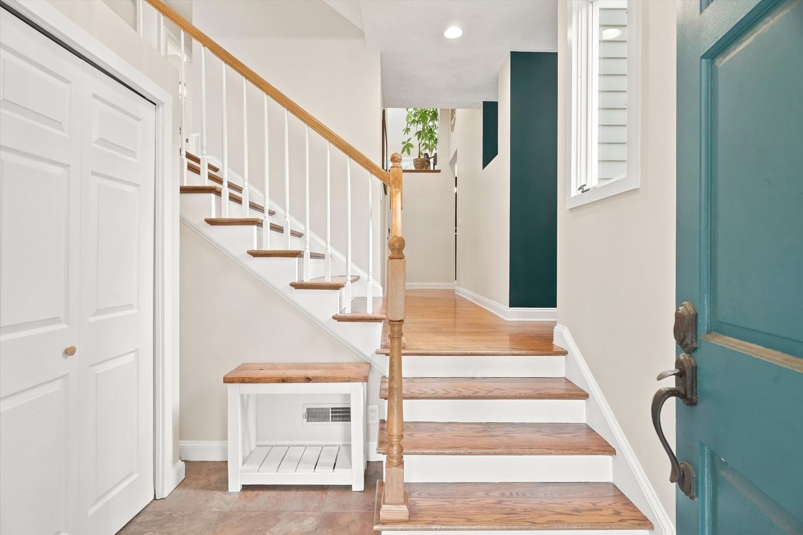 222 Bartholomew Street Peabody — Photo 6 of 42