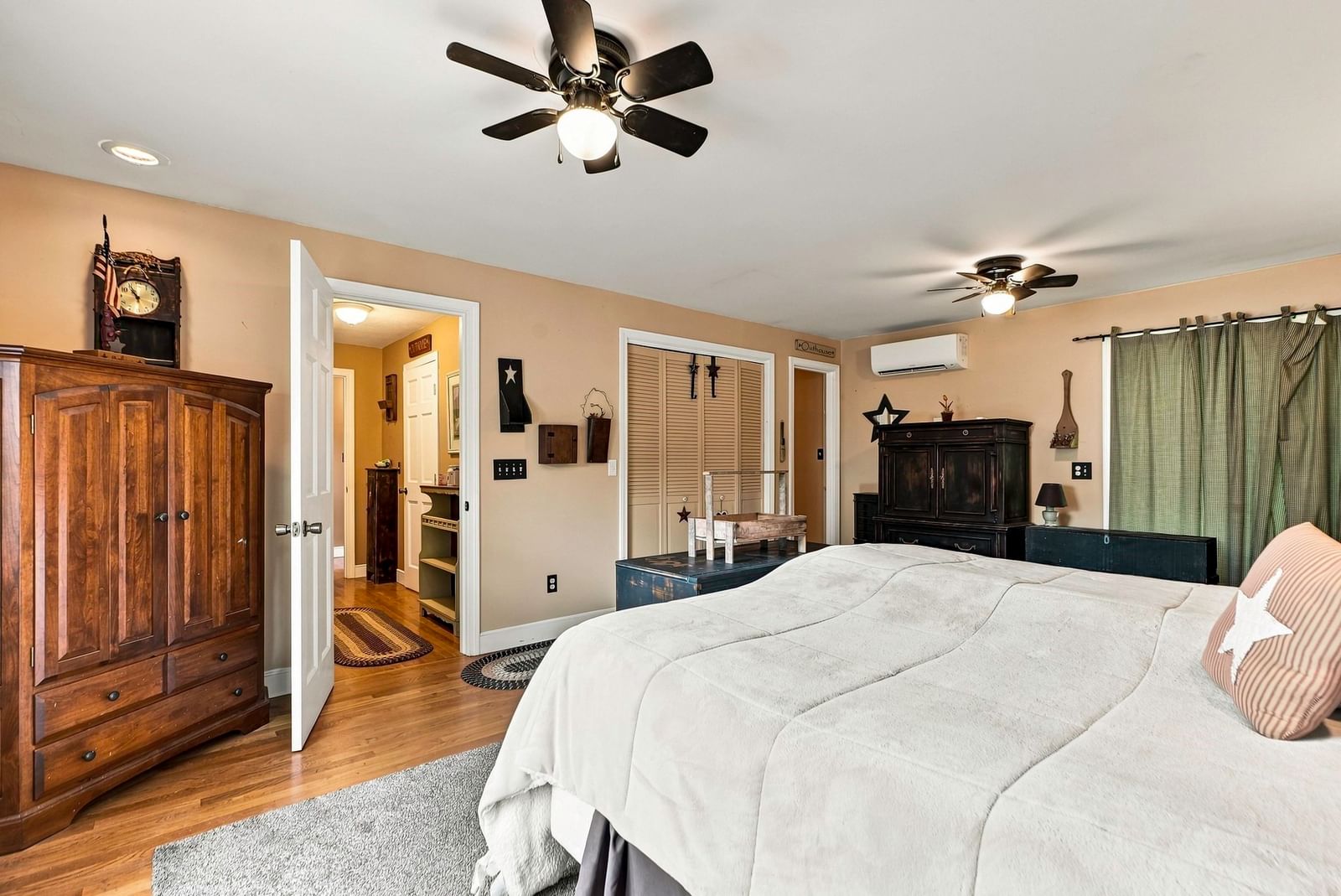 138 Purchase St Milford — Photo 15 of 40