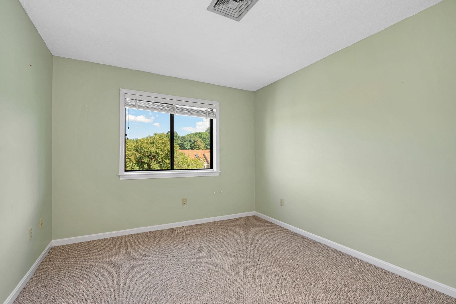 102 Hunter's Run #102 Haverhill — Photo 27 of 34