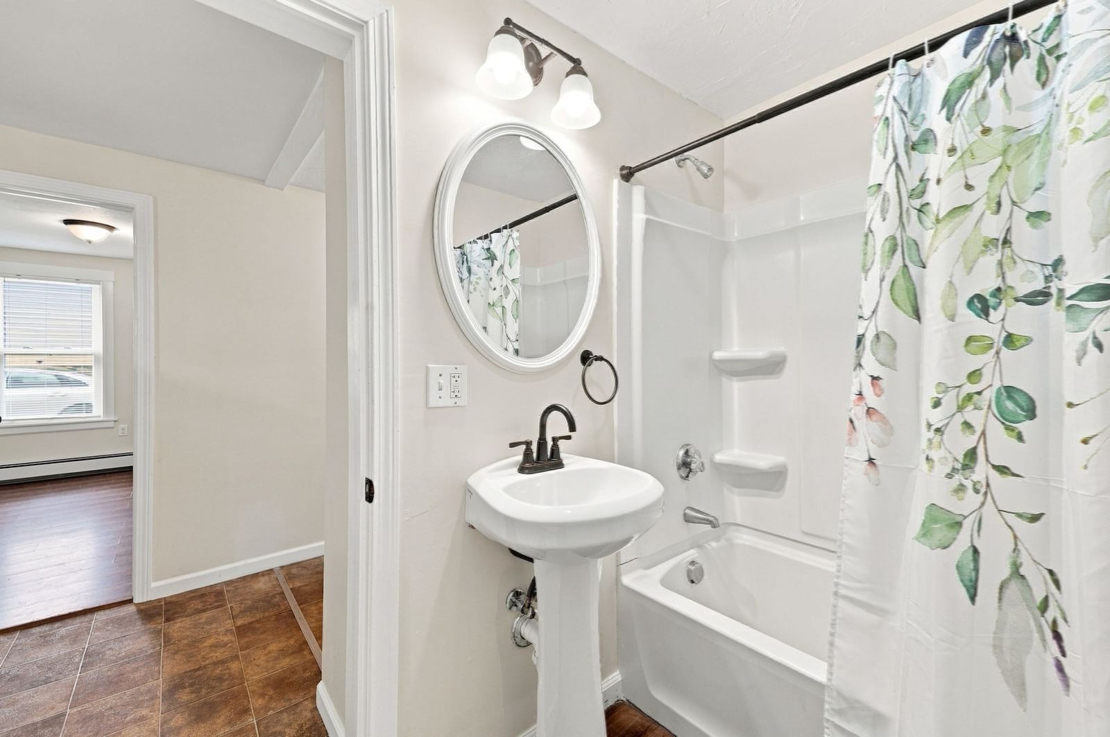 27 Regan St Gardner — Photo 11 of 41