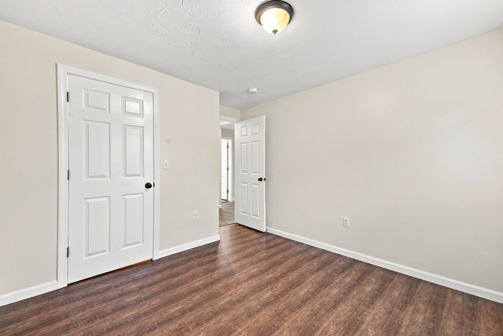27 Regan St Gardner — Photo 18 of 41
