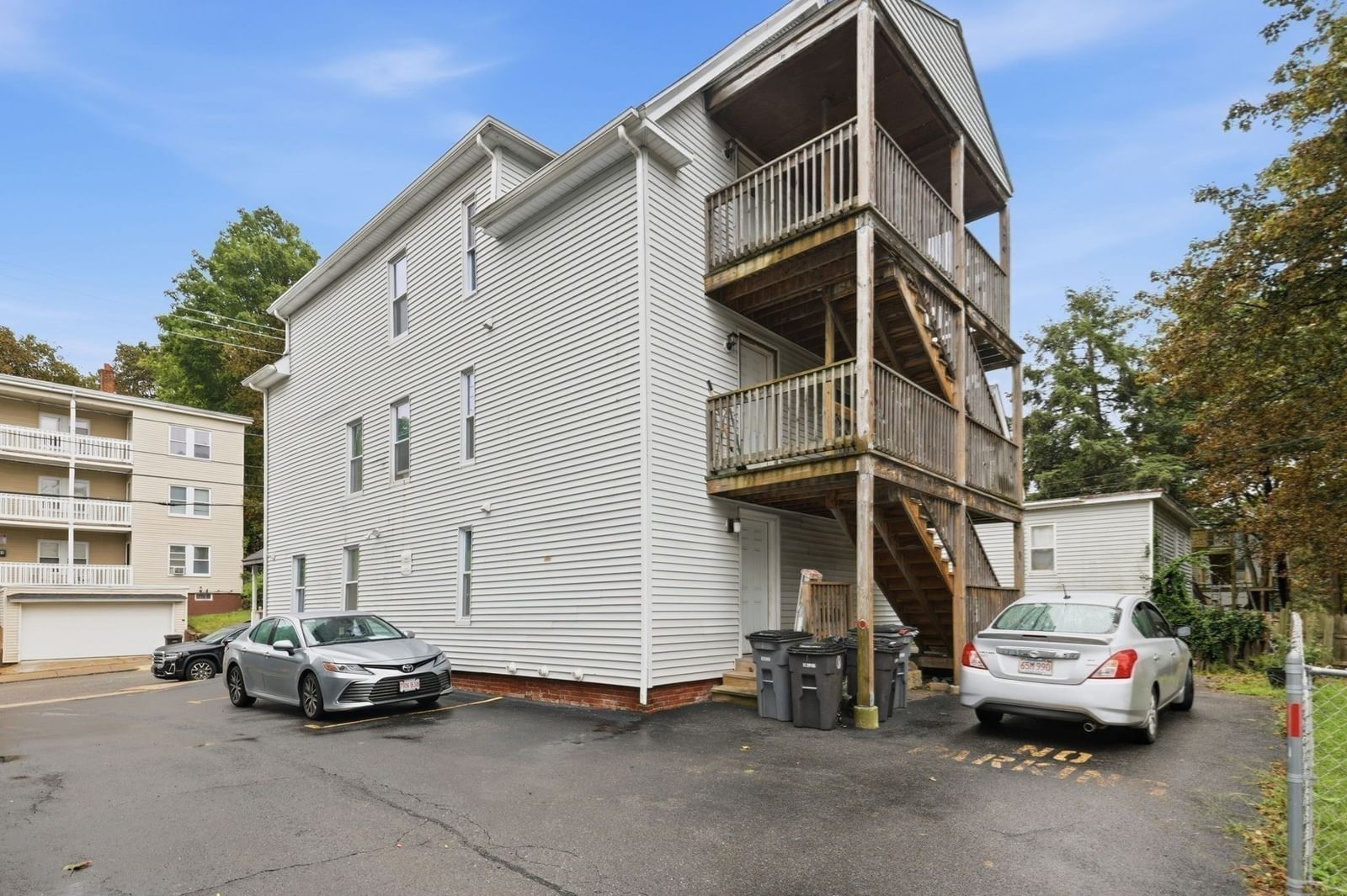 27 Regan St Gardner — Photo 2 of 41