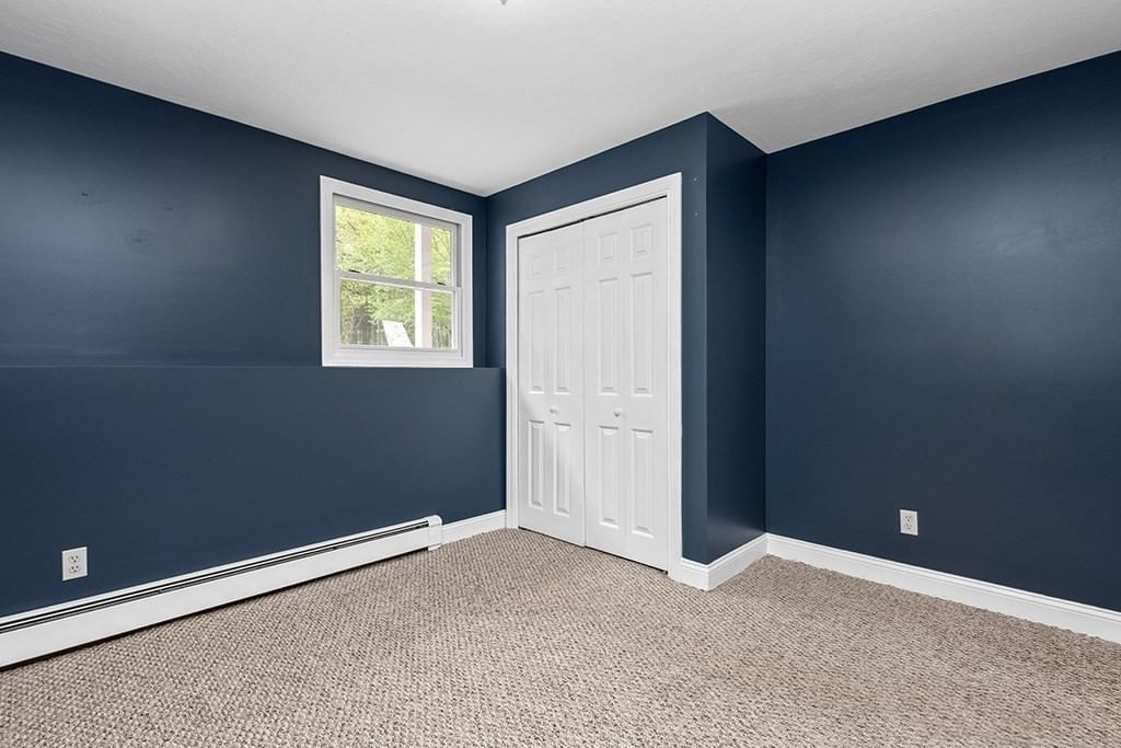 2 Howard Ln Lakeville — Photo 16 of 36
