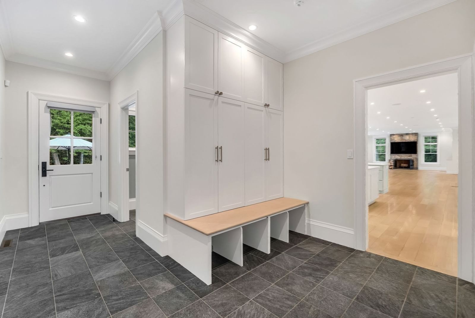 250 Country Drive Weston — Photo 27 of 31