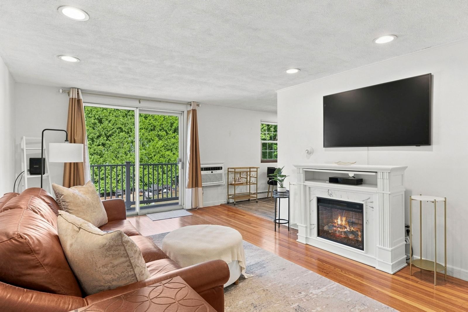 80 Renwick Rd #B Wakefield — Photo 2 of 24