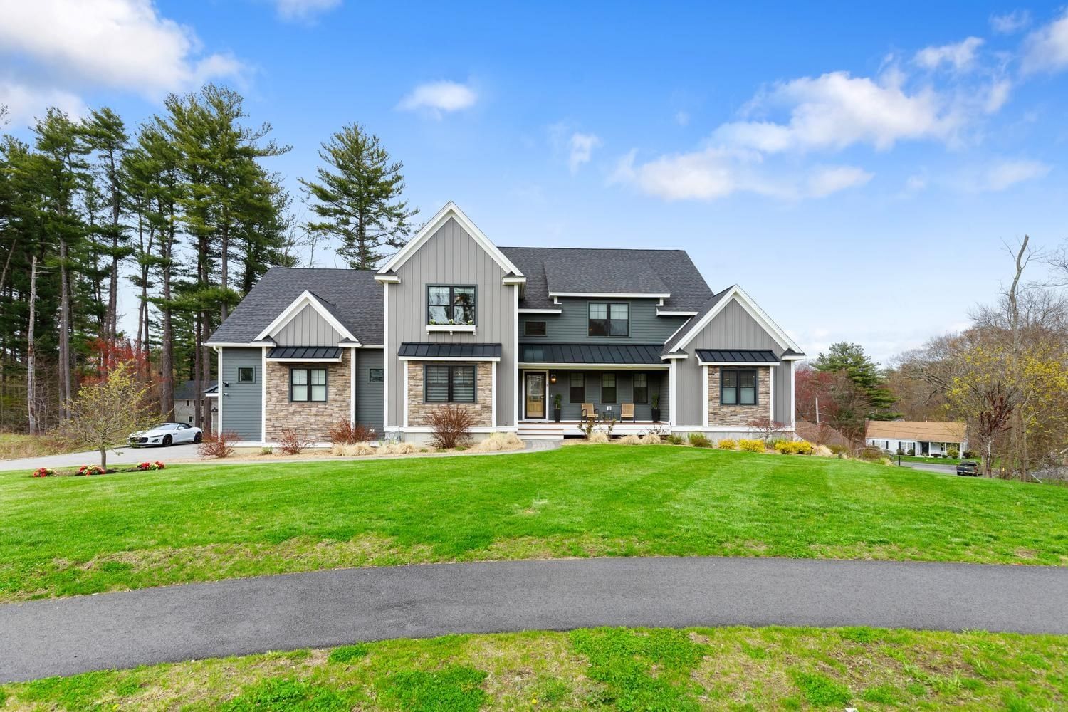 9 Shay Ln North Reading — Photo 1 of 42