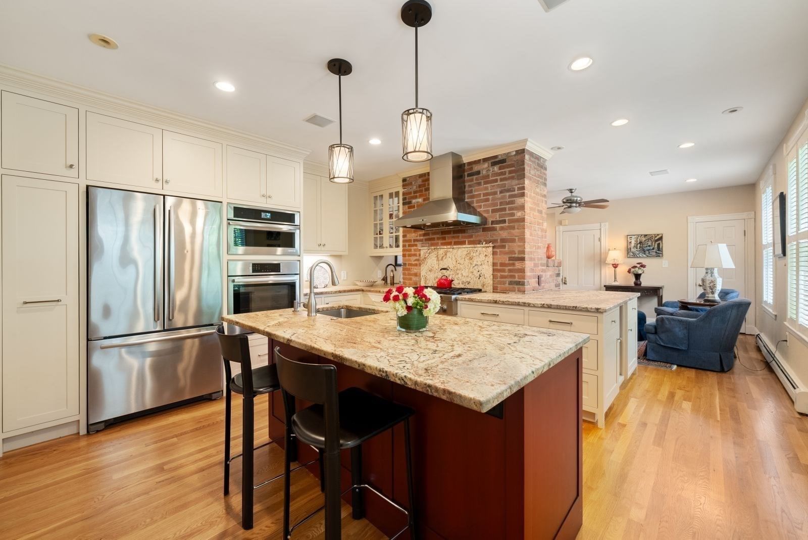 51 Chestnut Street Boston — Photo 15 of 40