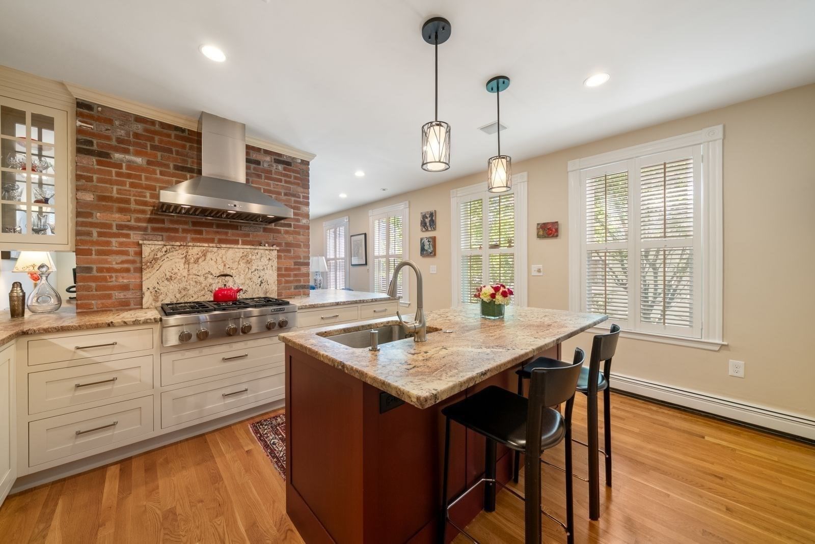 51 Chestnut Street Boston — Photo 17 of 40