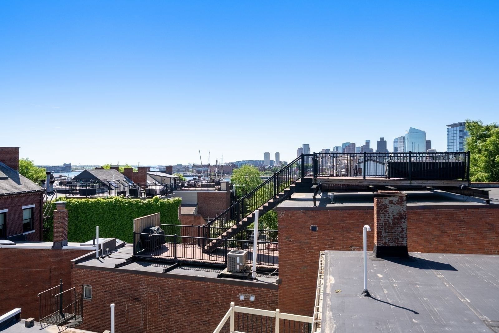 51 Chestnut Street Boston — Photo 32 of 40