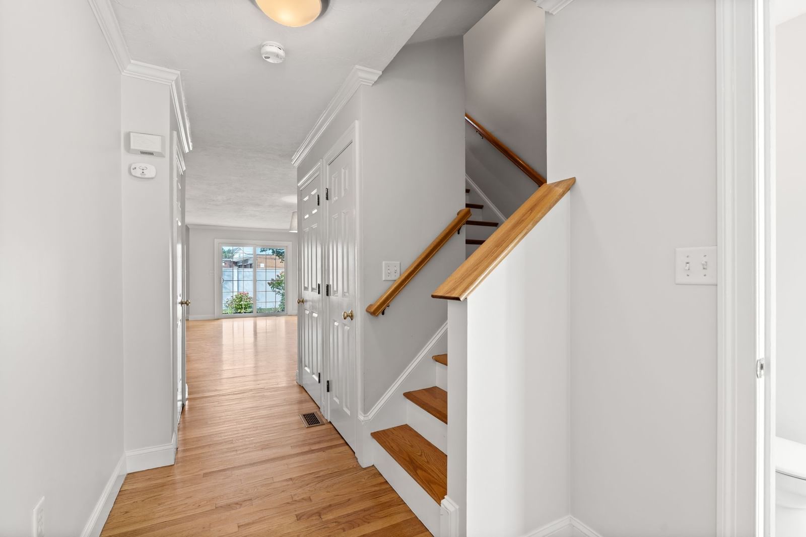 201 Main St #2 Woburn — Photo 3 of 42