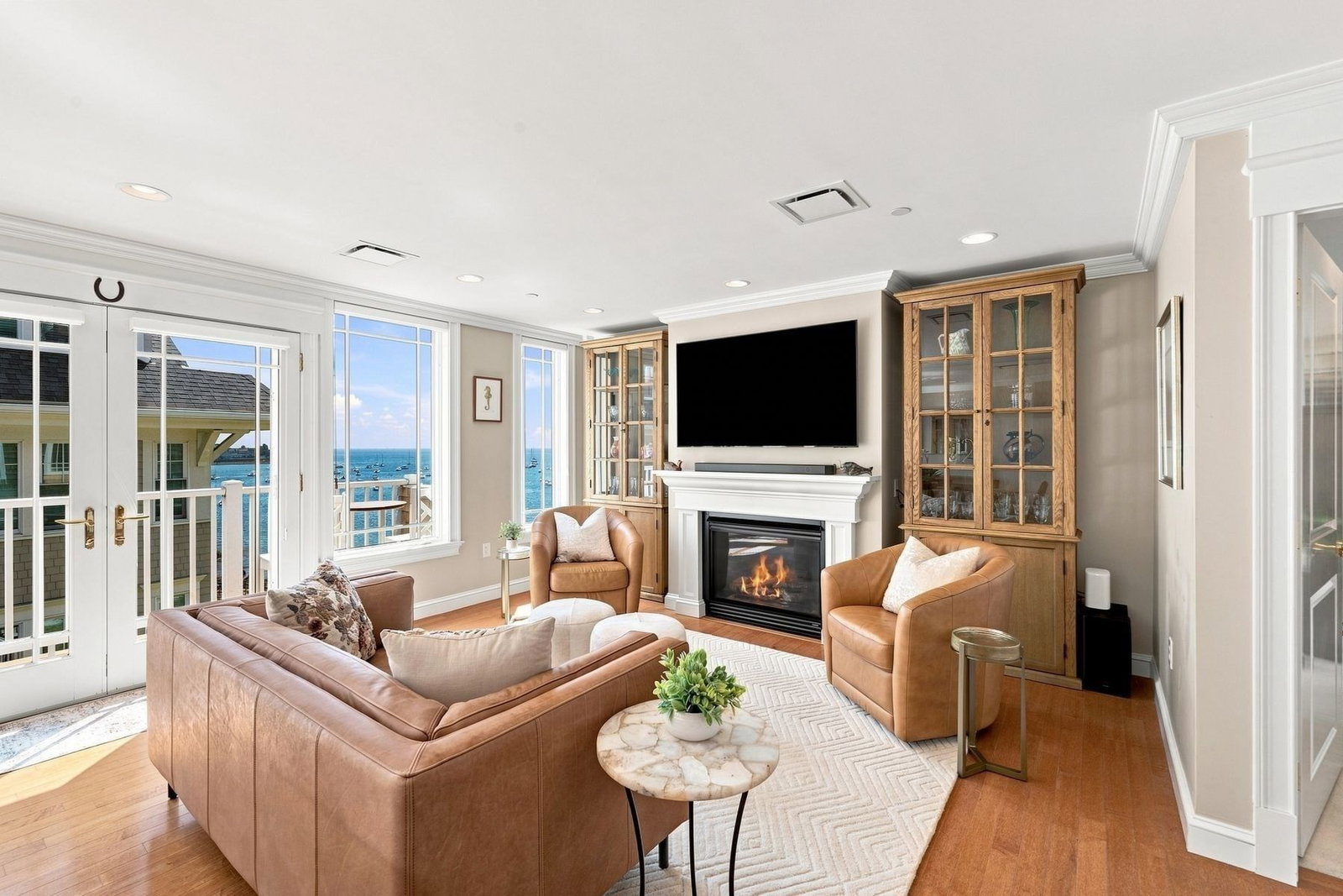 225 Humphrey Street #6 Swampscott — Photo 4 of 42
