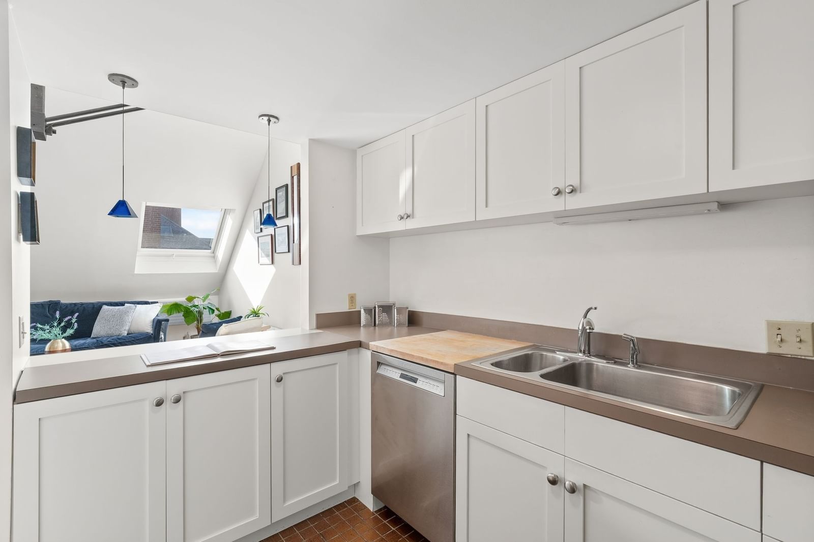 88 Park Ave #412 Arlington — Photo 11 of 27