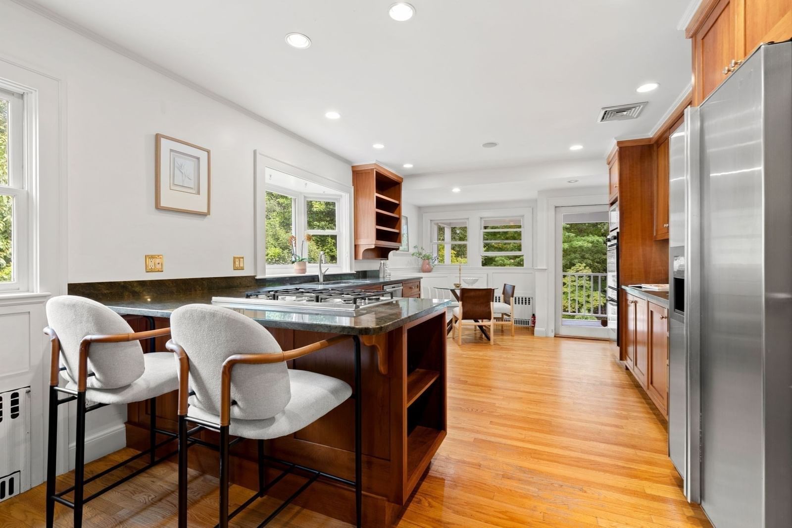26 Prentiss Lane Belmont — Photo 18 of 38