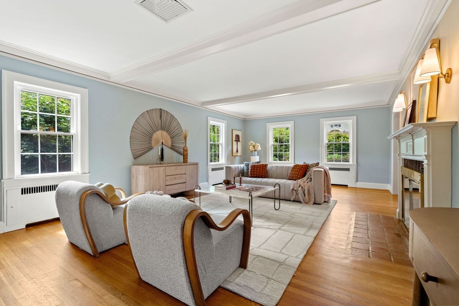 26 Prentiss Lane Belmont — Photo 8 of 38