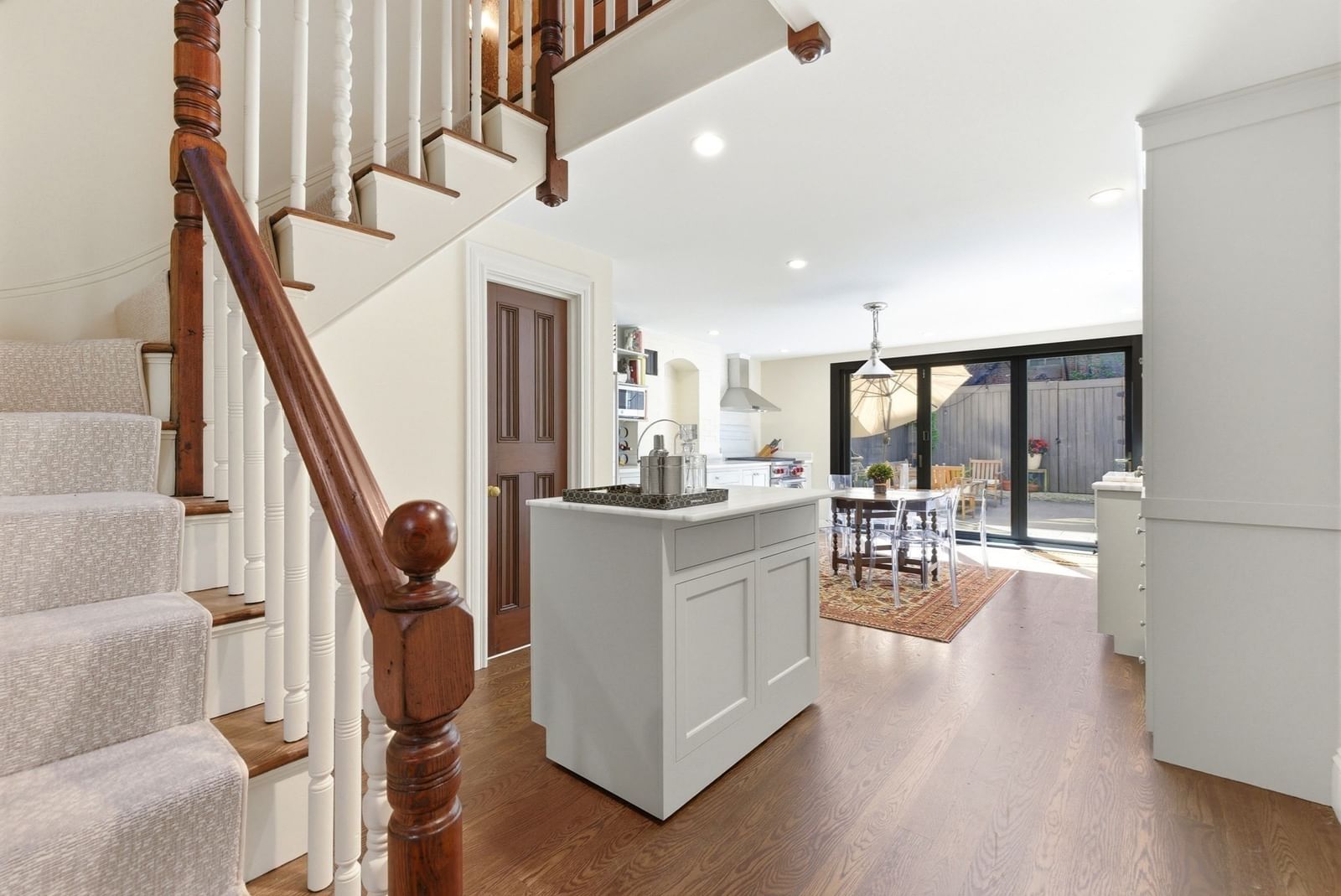 2 Pelham Ter Boston — Photo 10 of 33