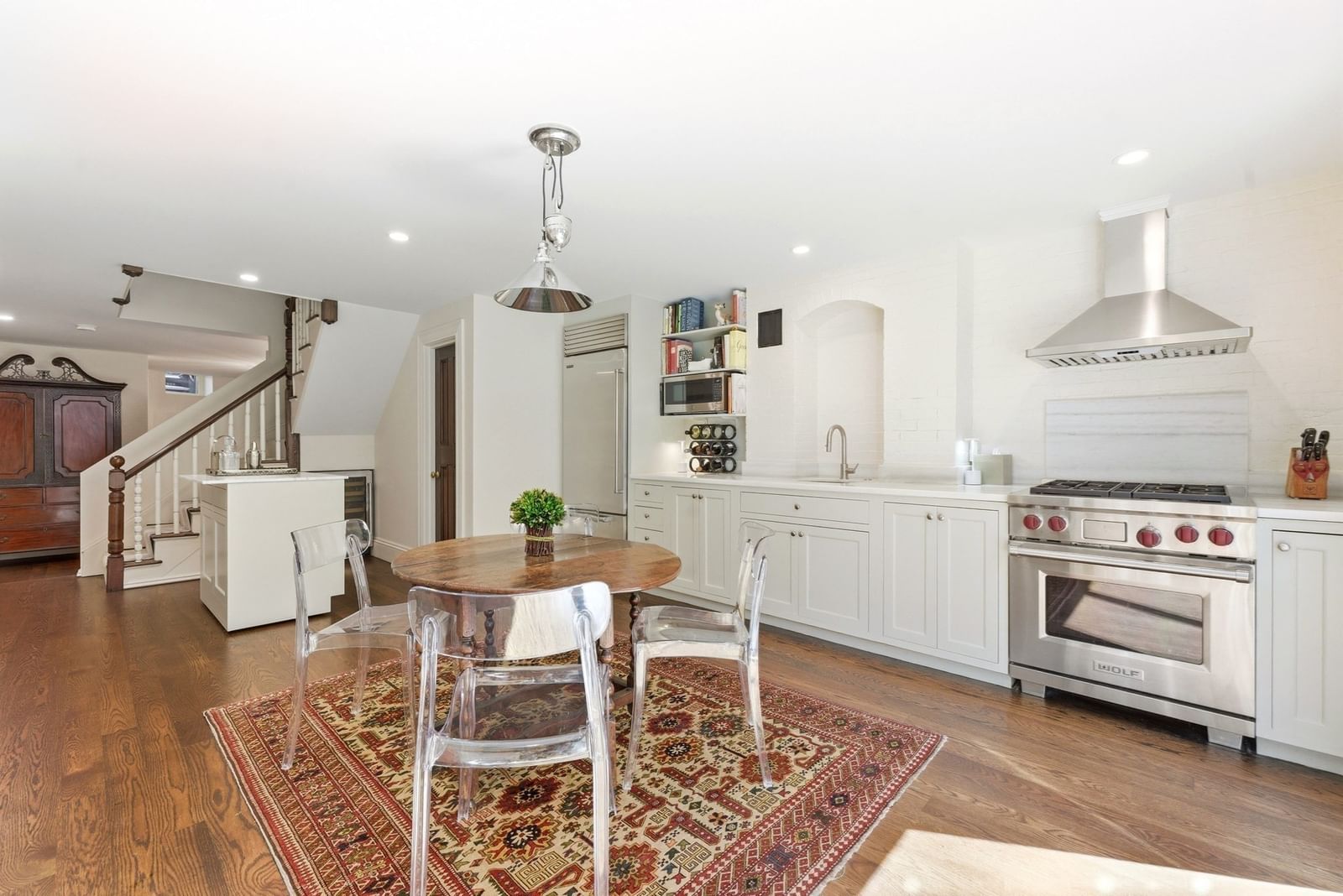 2 Pelham Ter Boston — Photo 9 of 33