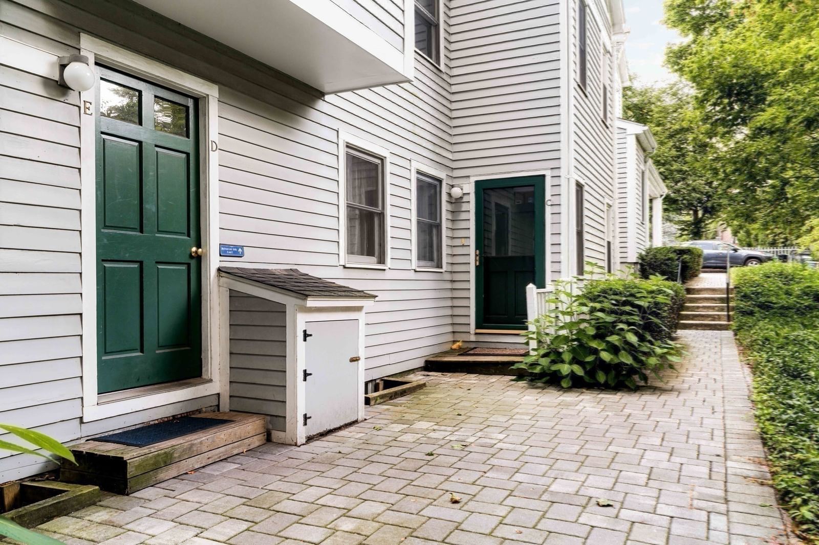 192 Chestnut Avenue #D Boston — Photo 32 of 34