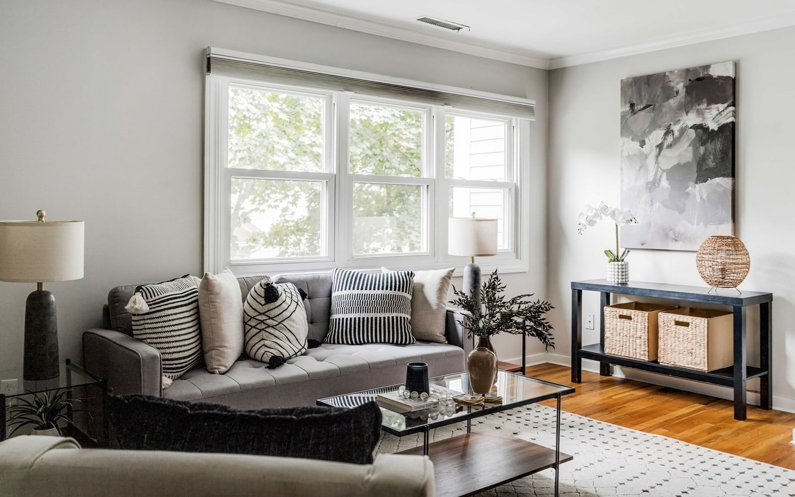 192 Chestnut Avenue #D Boston — Photo 7 of 34