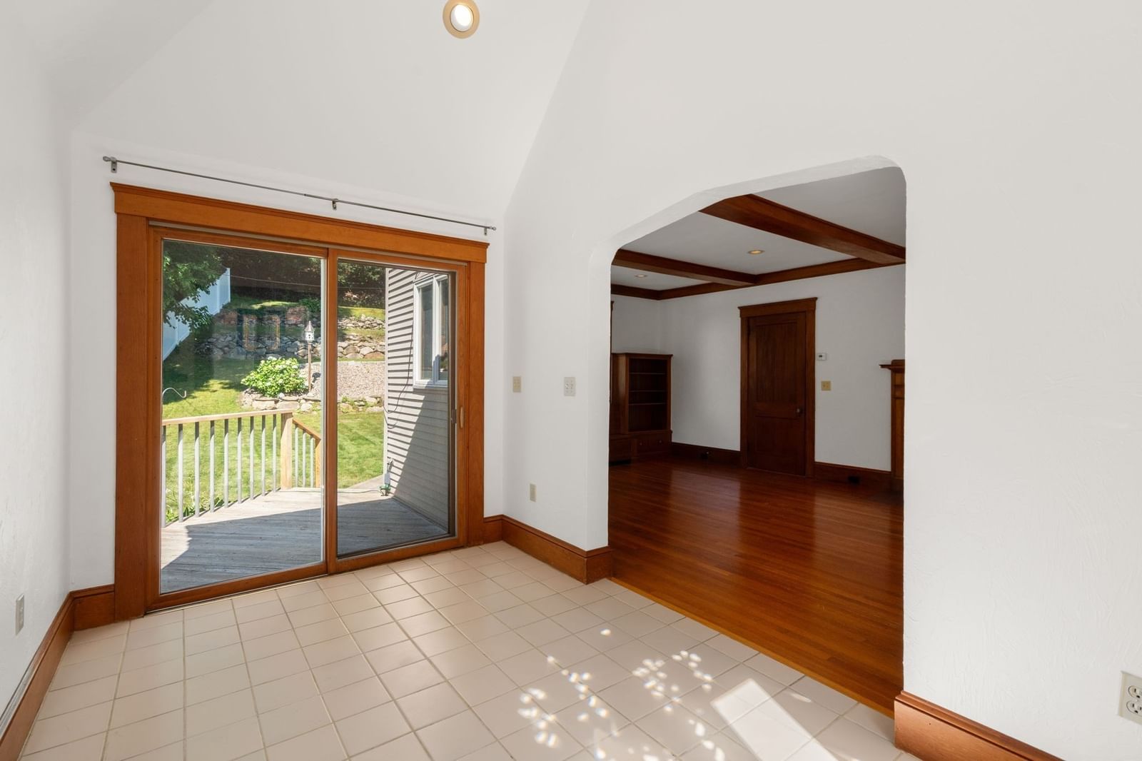 43 Laconia Rd Worcester — Photo 8 of 37