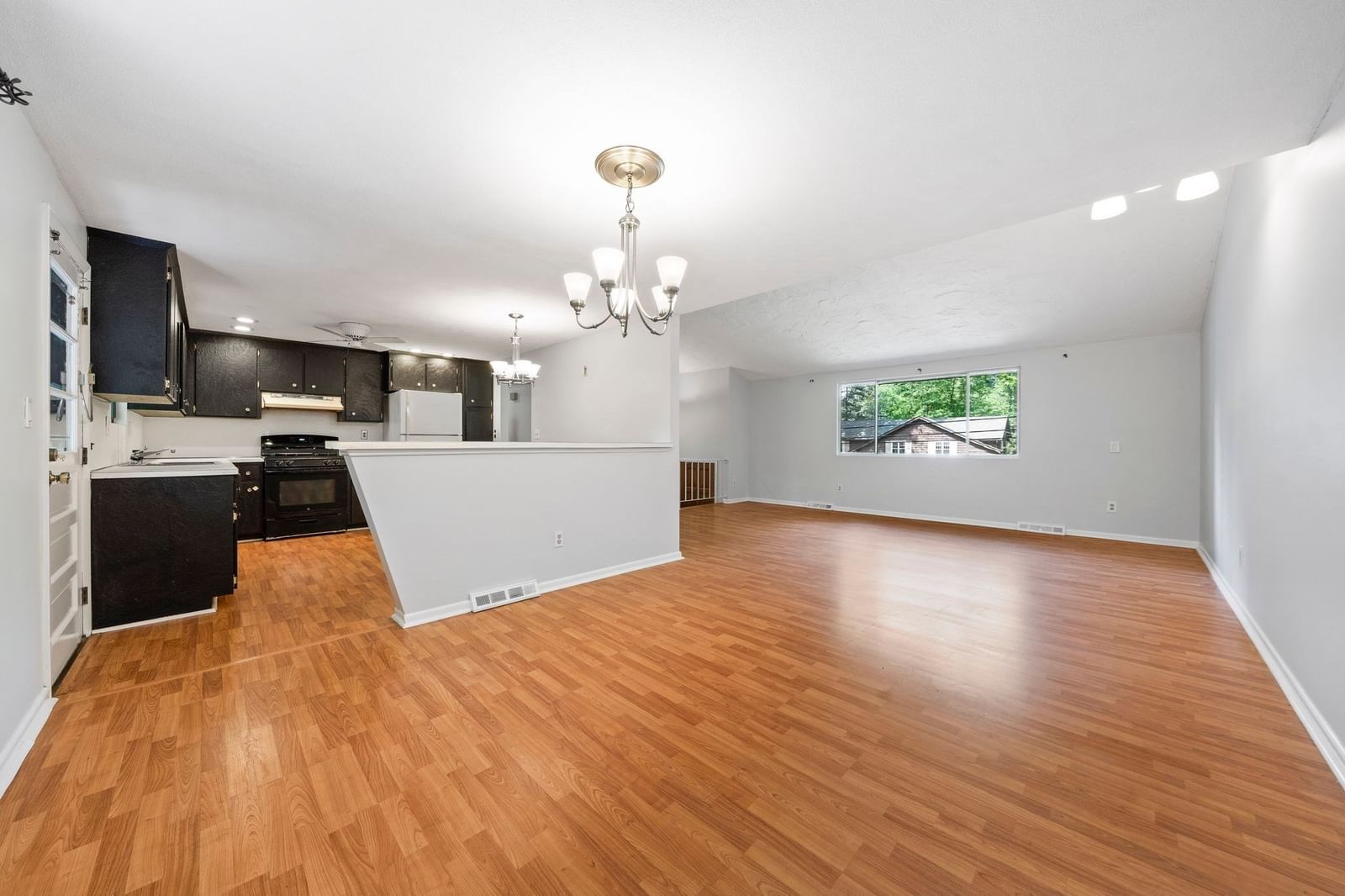 26 Cedarcrest Rd Canton — Photo 14 of 42