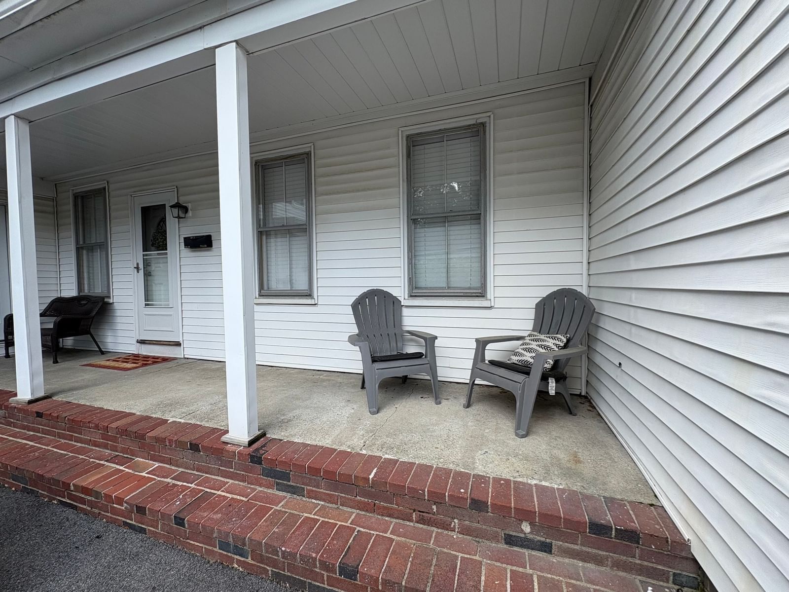 38-40 School St #40-2 Middleboro — Photo 1 of 17