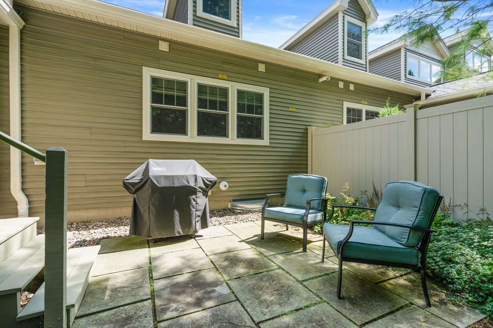 32 Old Framingham Rd #8 Sudbury — Photo 34 of 42