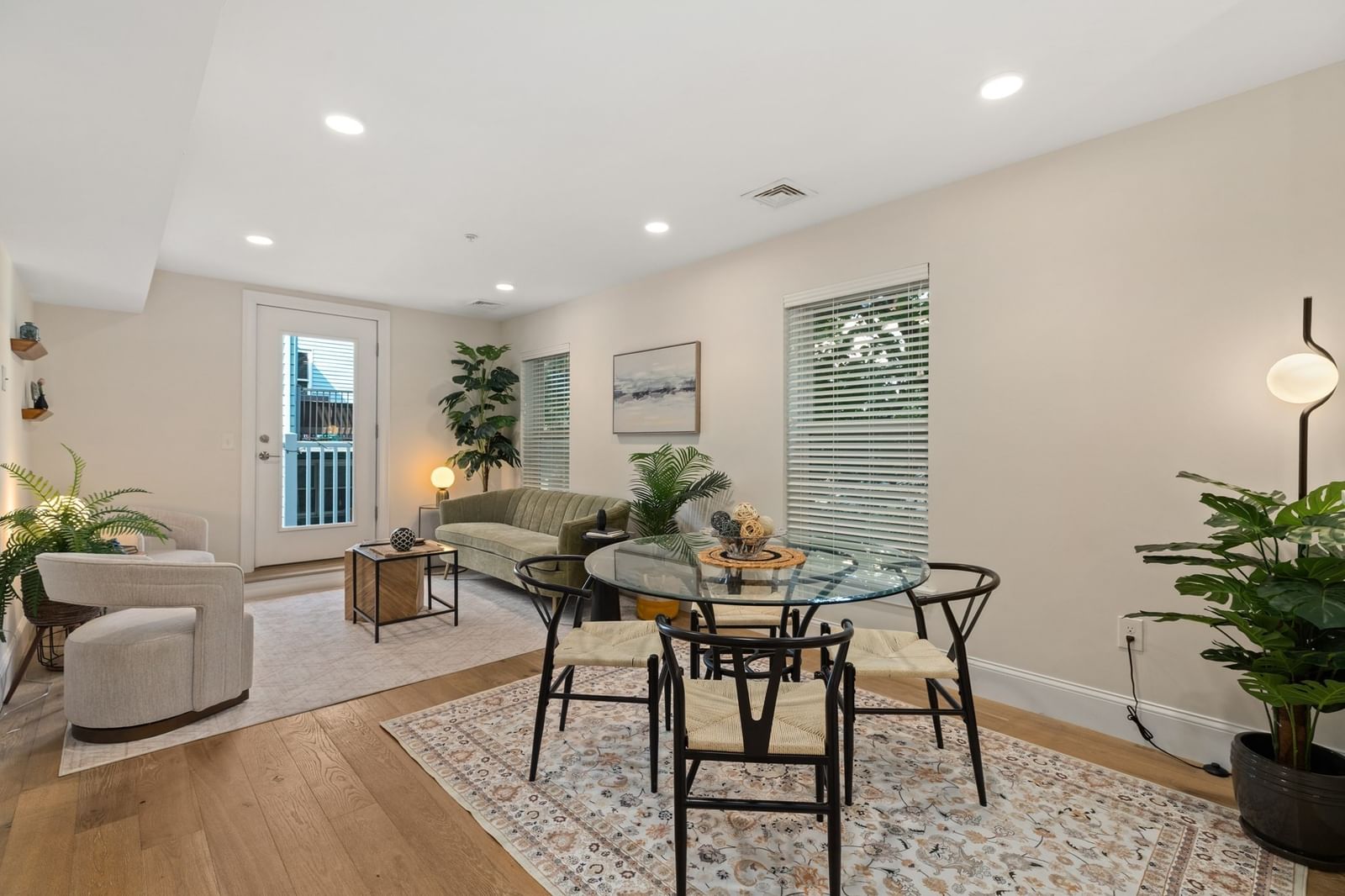 29 Ward St #103 Boston — Photo 3 of 25