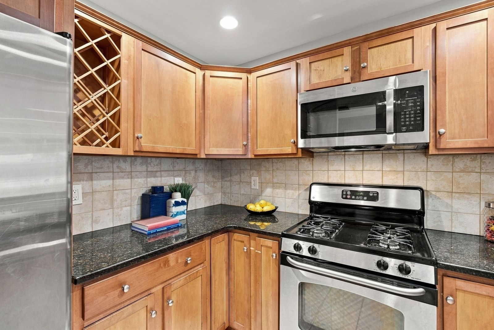 120 Wyllis Avenue #104 Everett — Photo 10 of 35
