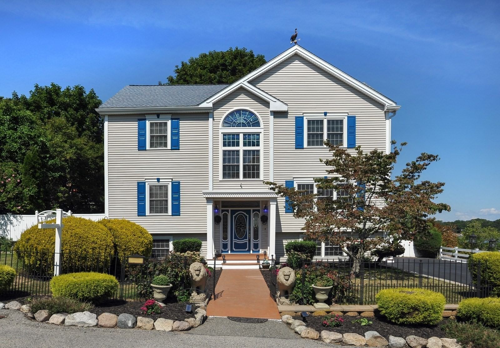 Property at 5 Seminole Ave, Weymouth, MA 02188
