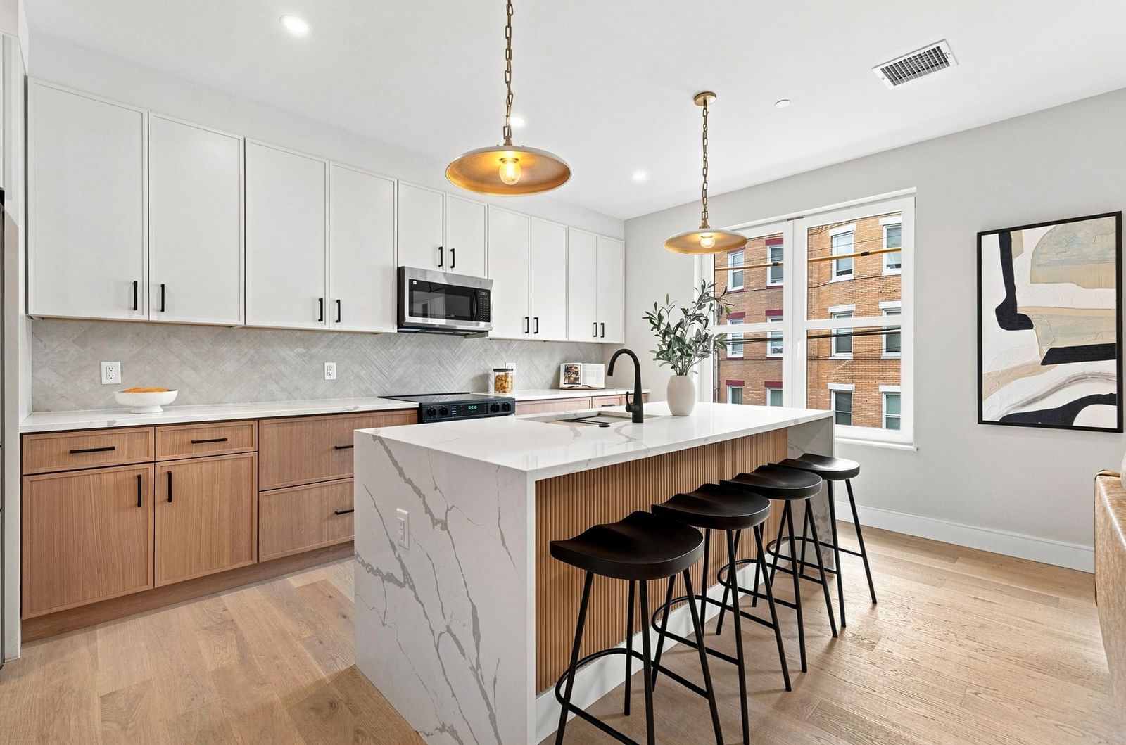 27 Guild Street #202 Boston — Photo 2 of 32
