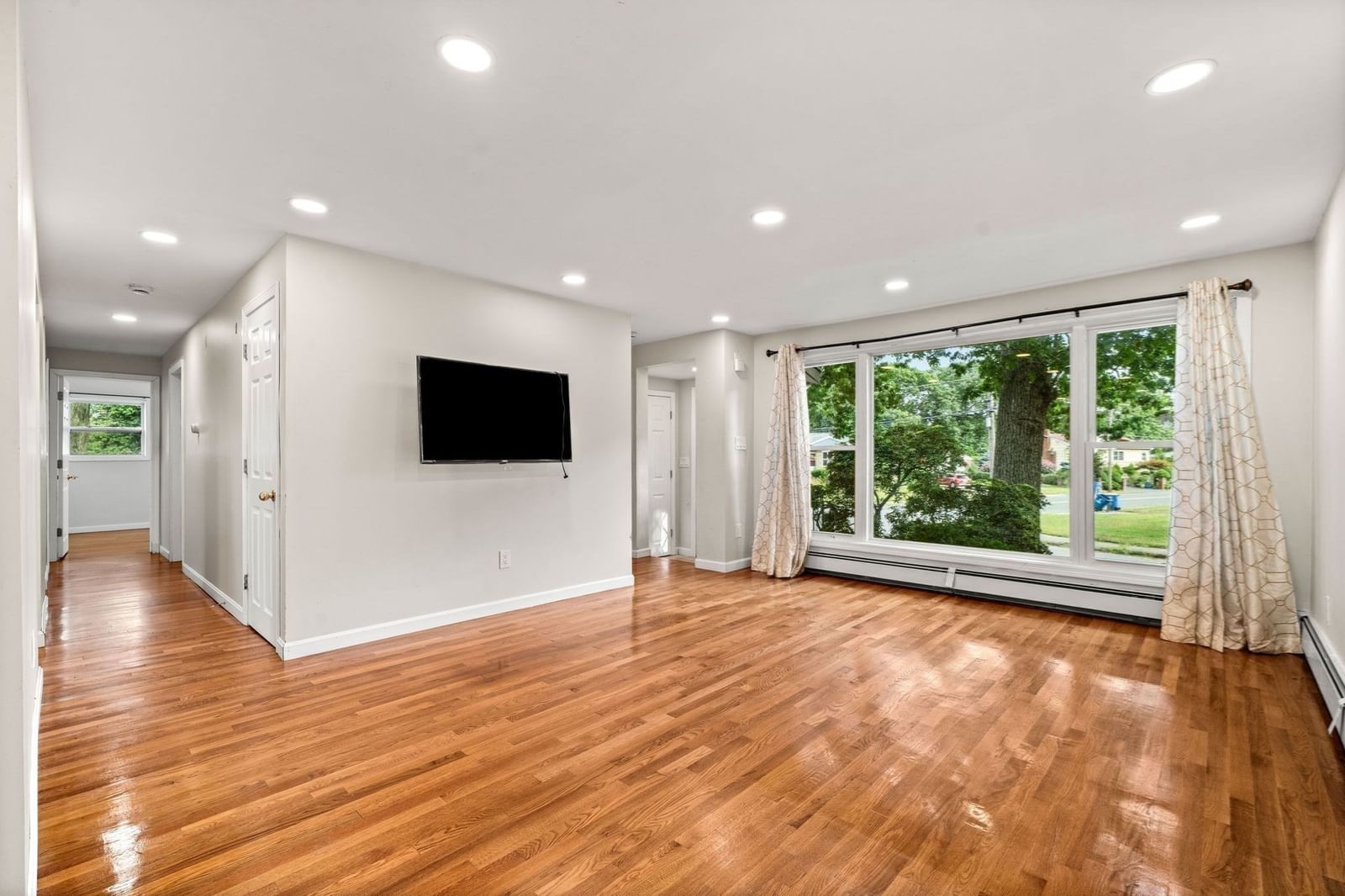 4 Niles Rd Randolph — Photo 7 of 41