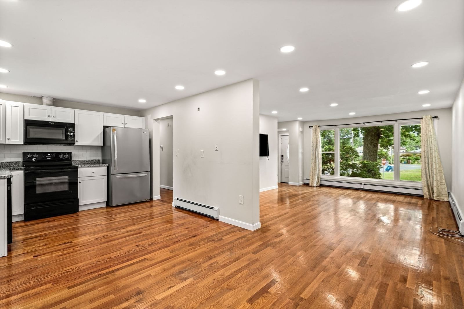 4 Niles Rd Randolph — Photo 9 of 41