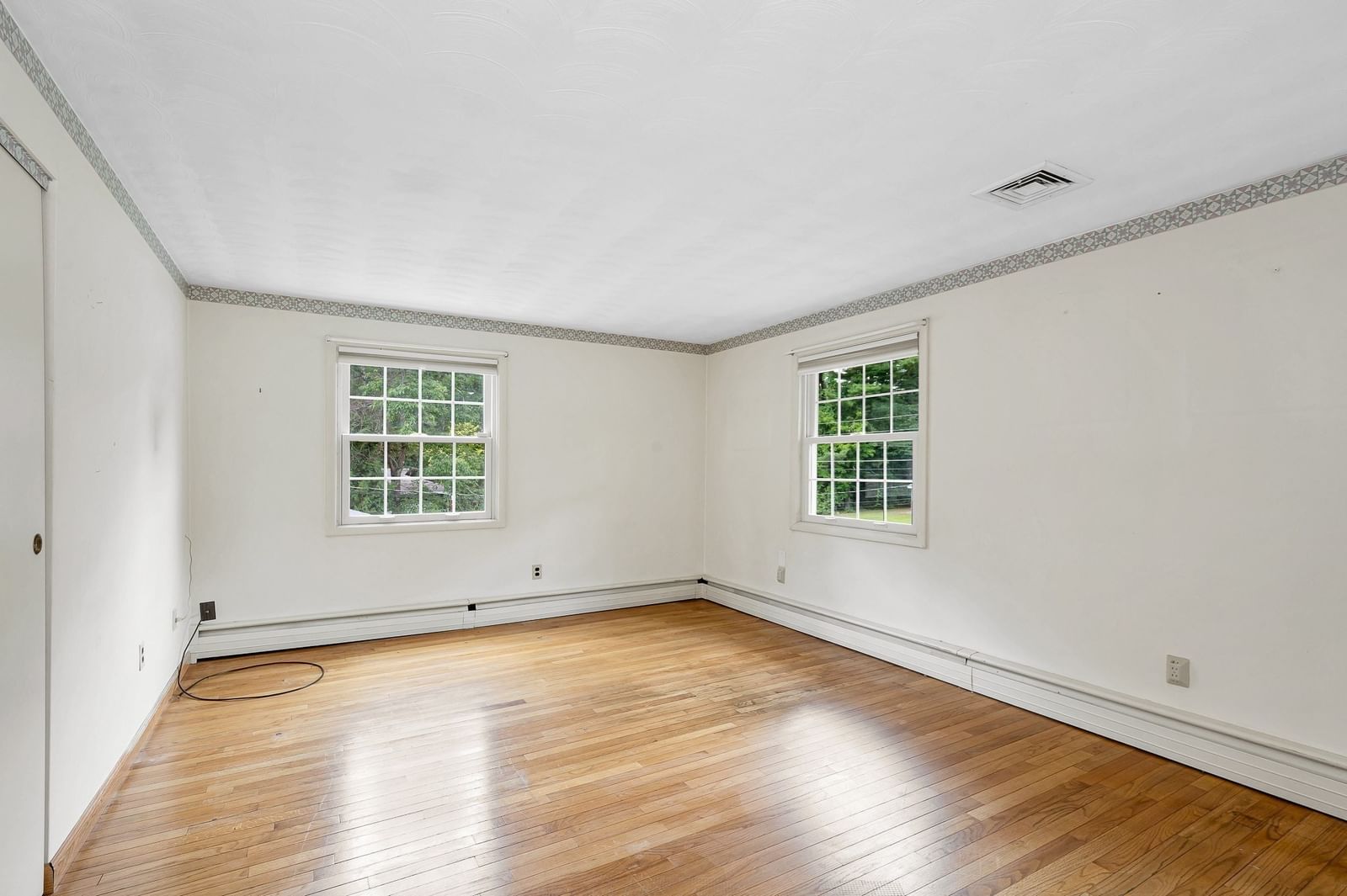 16 Porter Rd Chelmsford — Photo 16 of 35