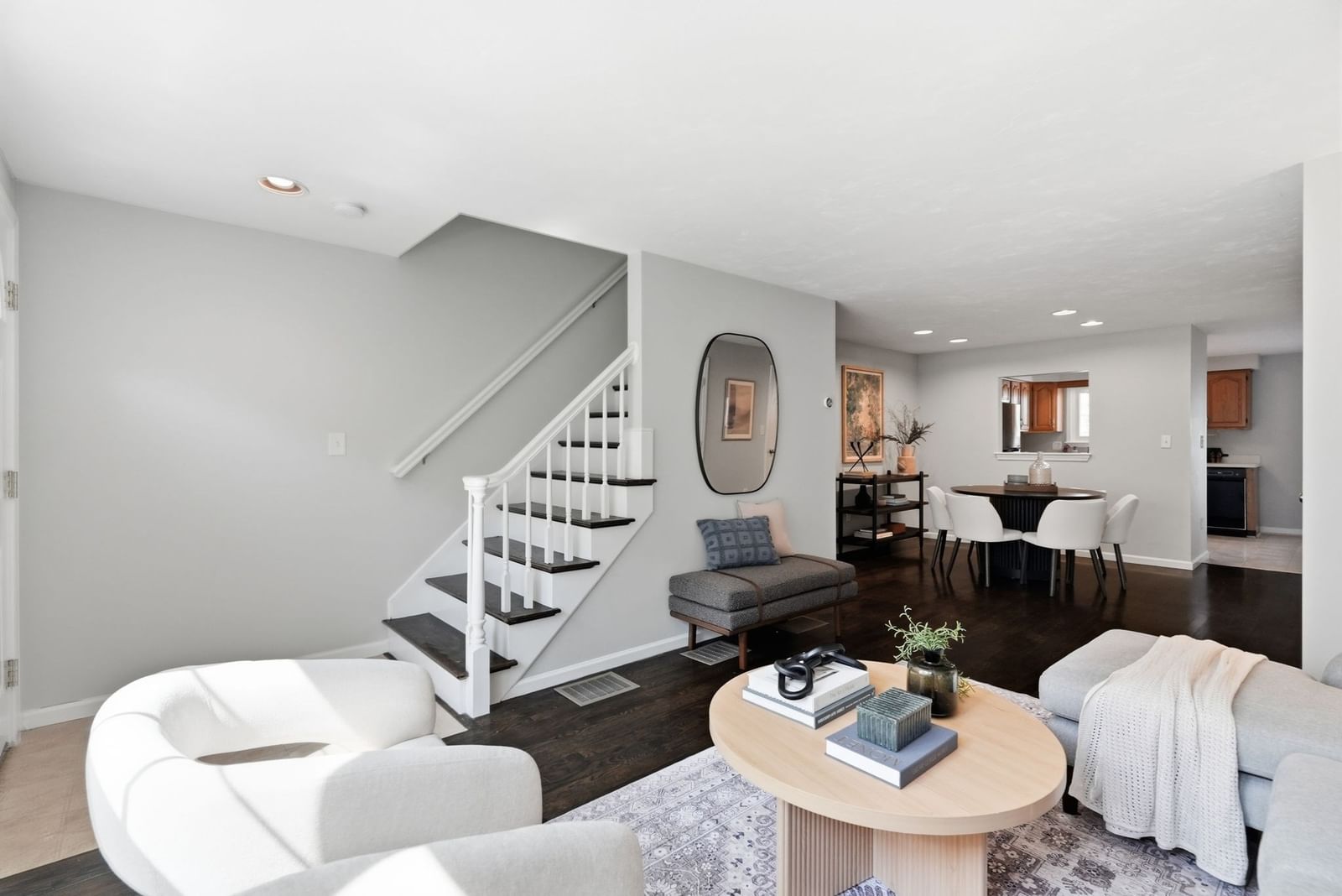 35 Merrymount Rd #3 Quincy — Photo 4 of 42