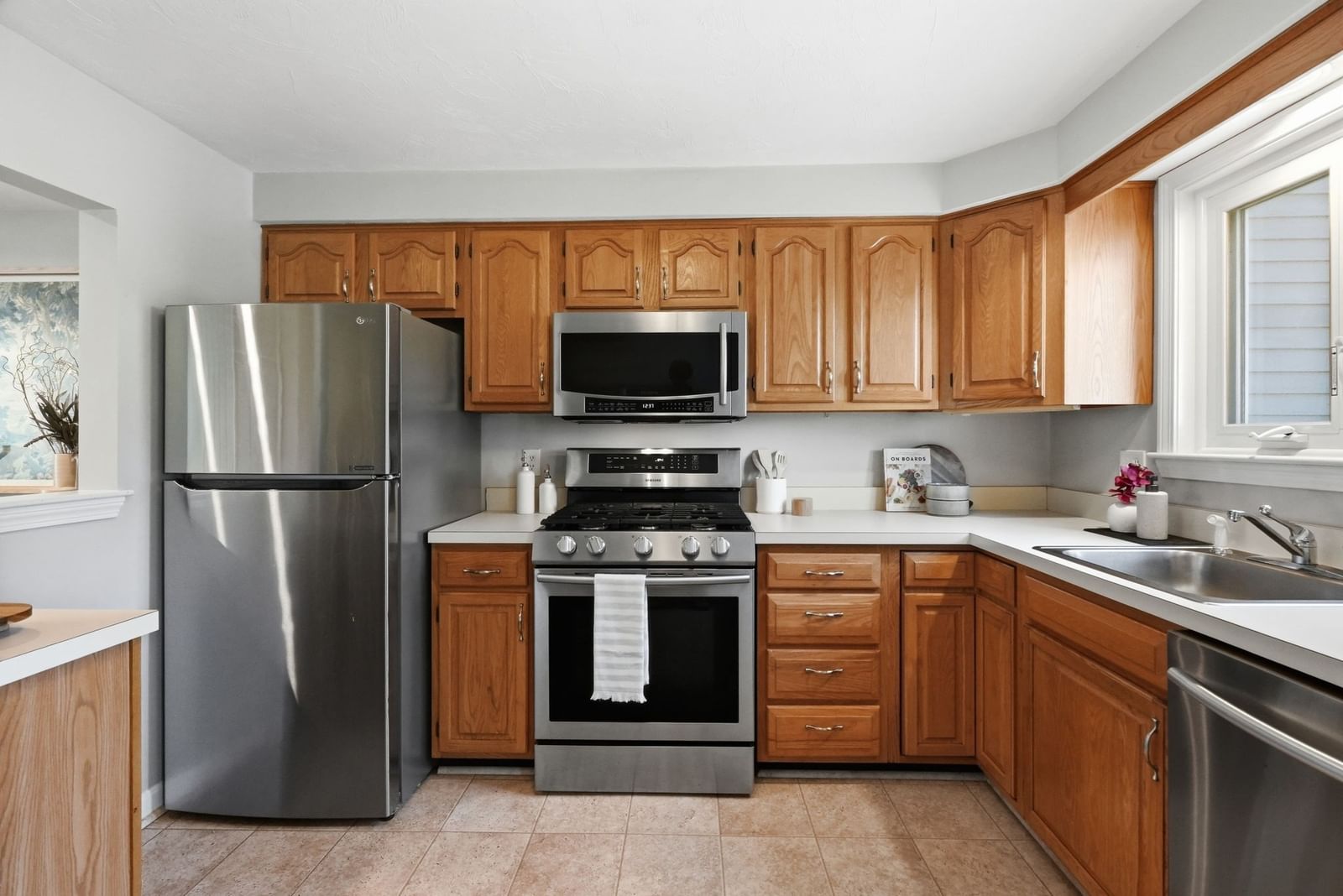 35 Merrymount Rd #3 Quincy — Photo 8 of 42