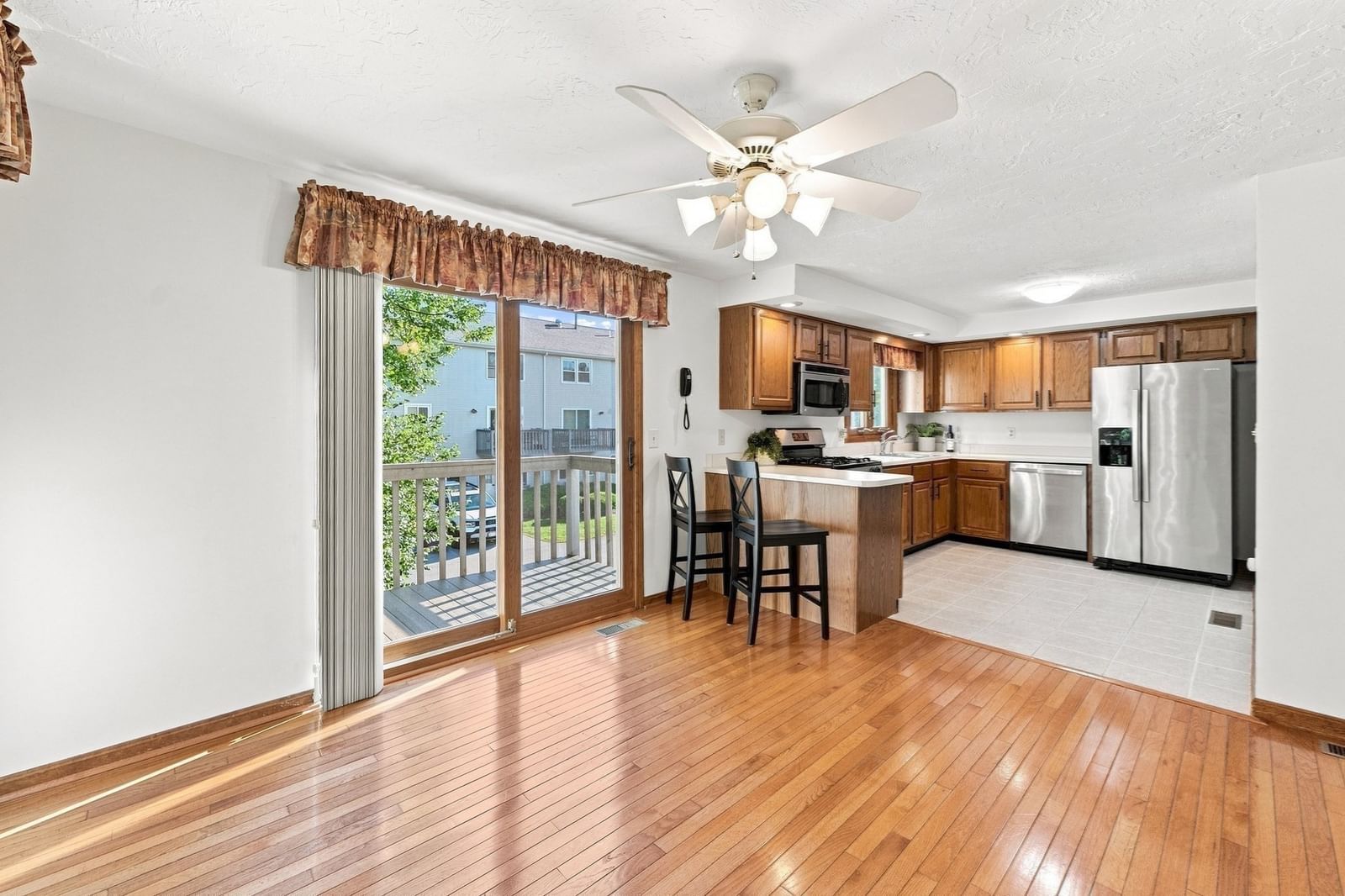 43 Villa Roma Dr #43 Tewksbury — Photo 16 of 42