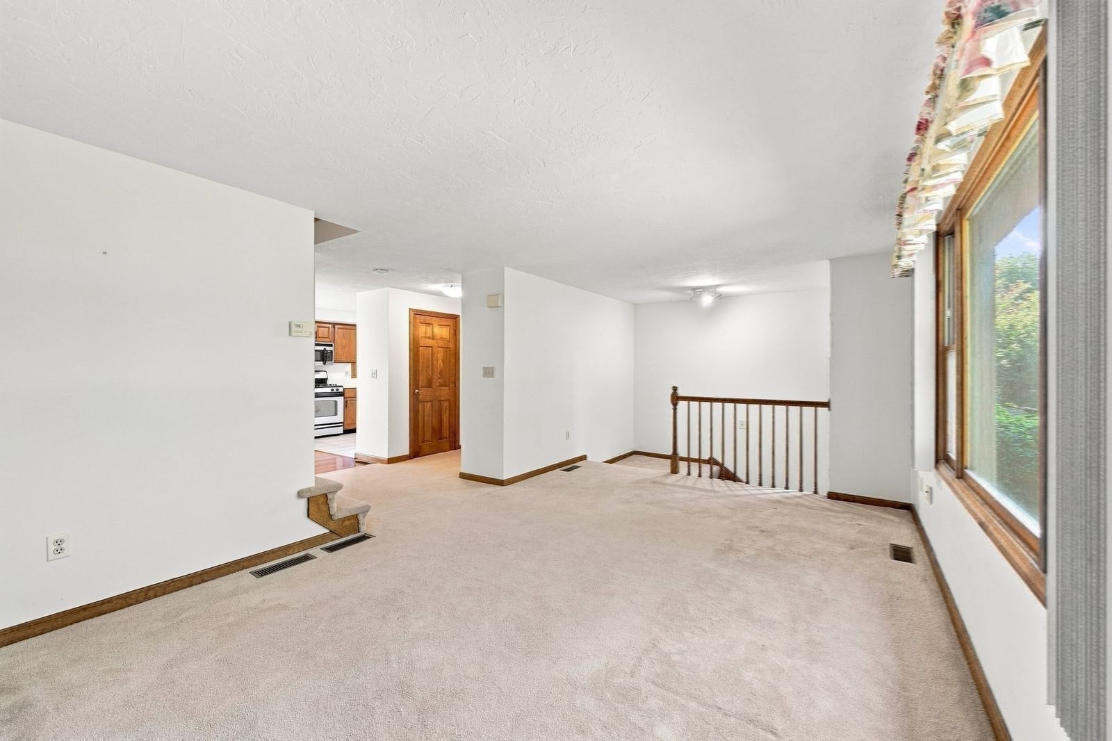 43 Villa Roma Dr #43 Tewksbury — Photo 26 of 42