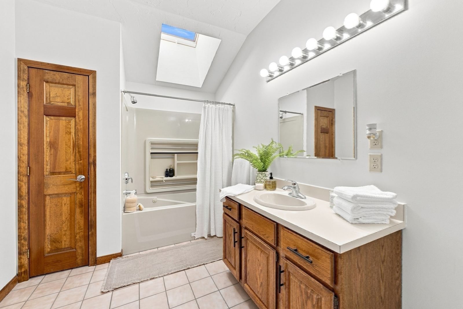 43 Villa Roma Dr #43 Tewksbury — Photo 31 of 42